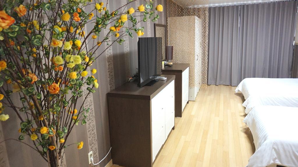 Lake & Stay Kojang Pokoj fotografie